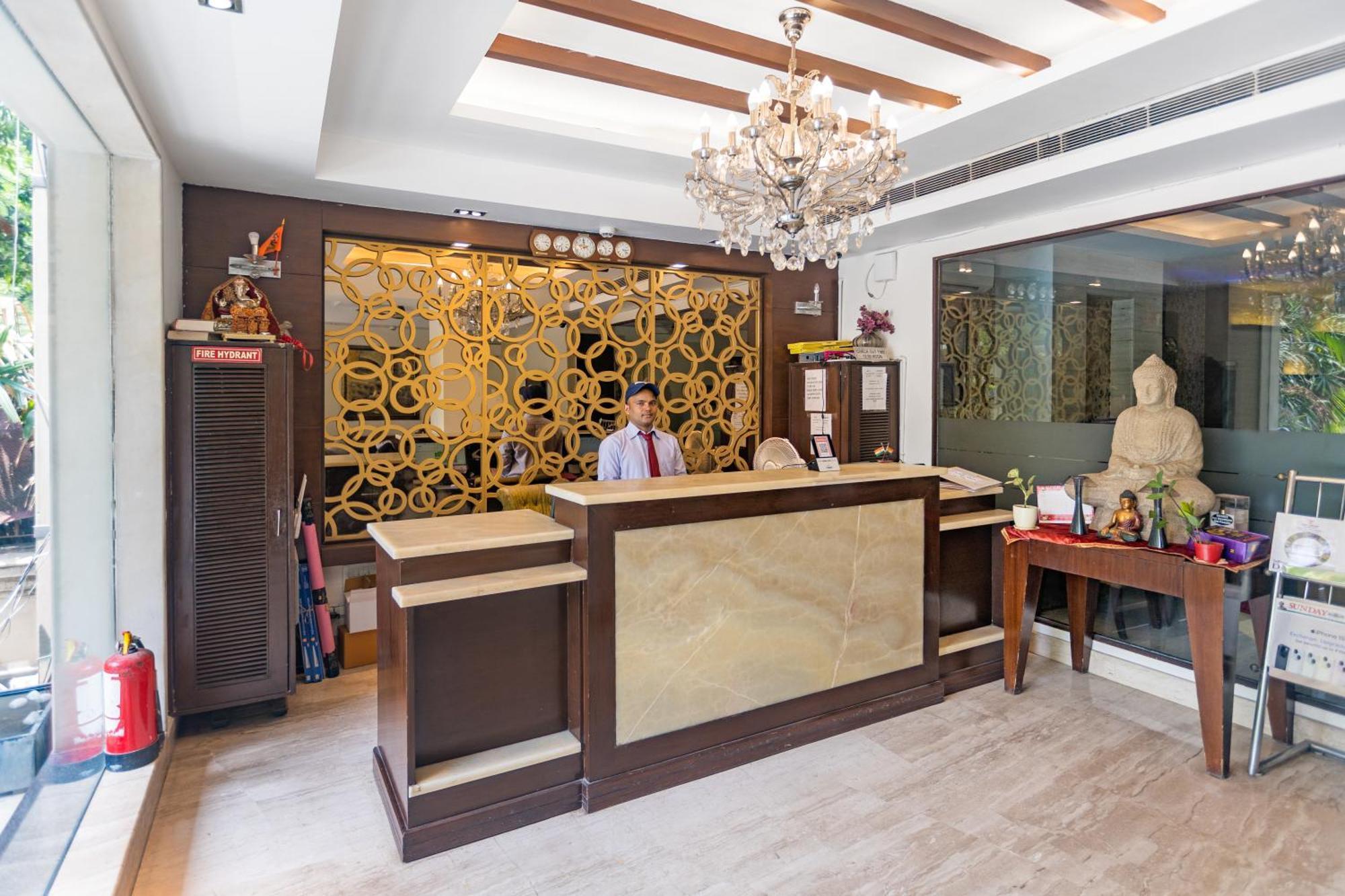 The Grand Vikalp By Saga Hotels Nova Deli Exterior foto