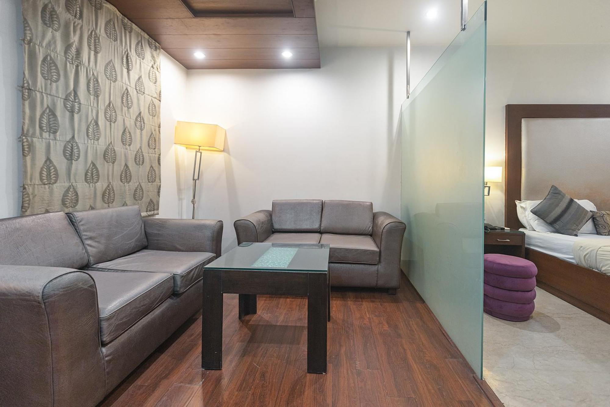 The Grand Vikalp By Saga Hotels Nova Deli Exterior foto