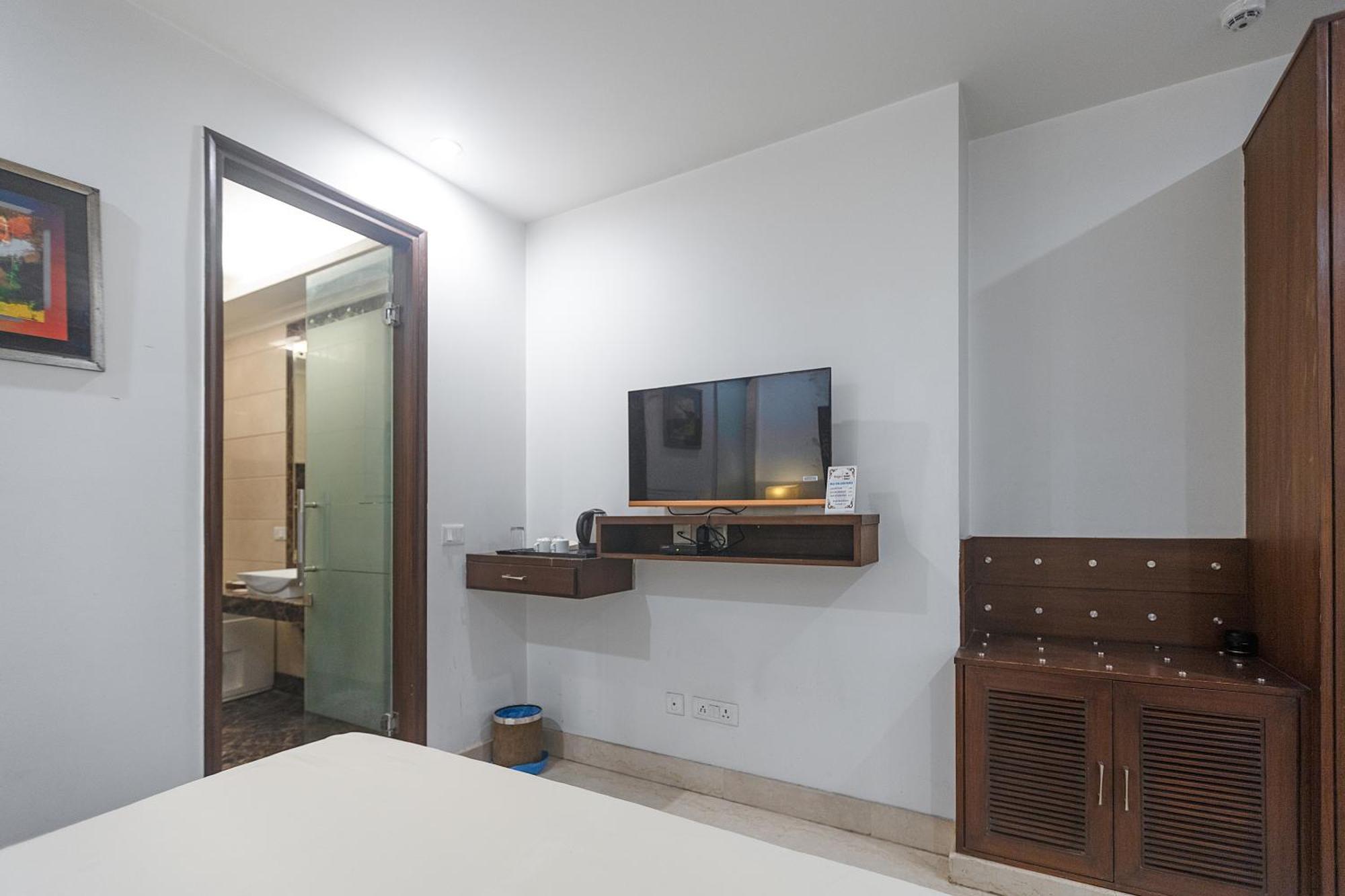 The Grand Vikalp By Saga Hotels Nova Deli Exterior foto