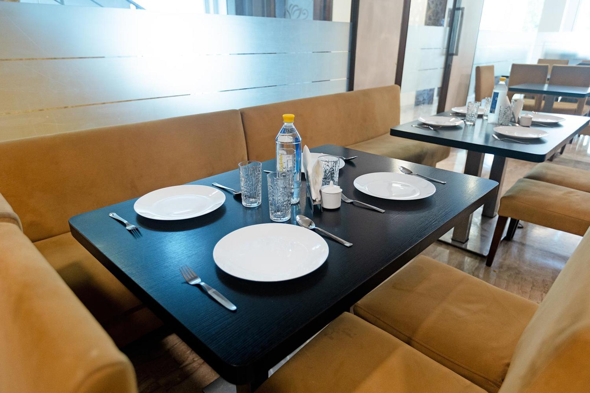 The Grand Vikalp By Saga Hotels Nova Deli Exterior foto