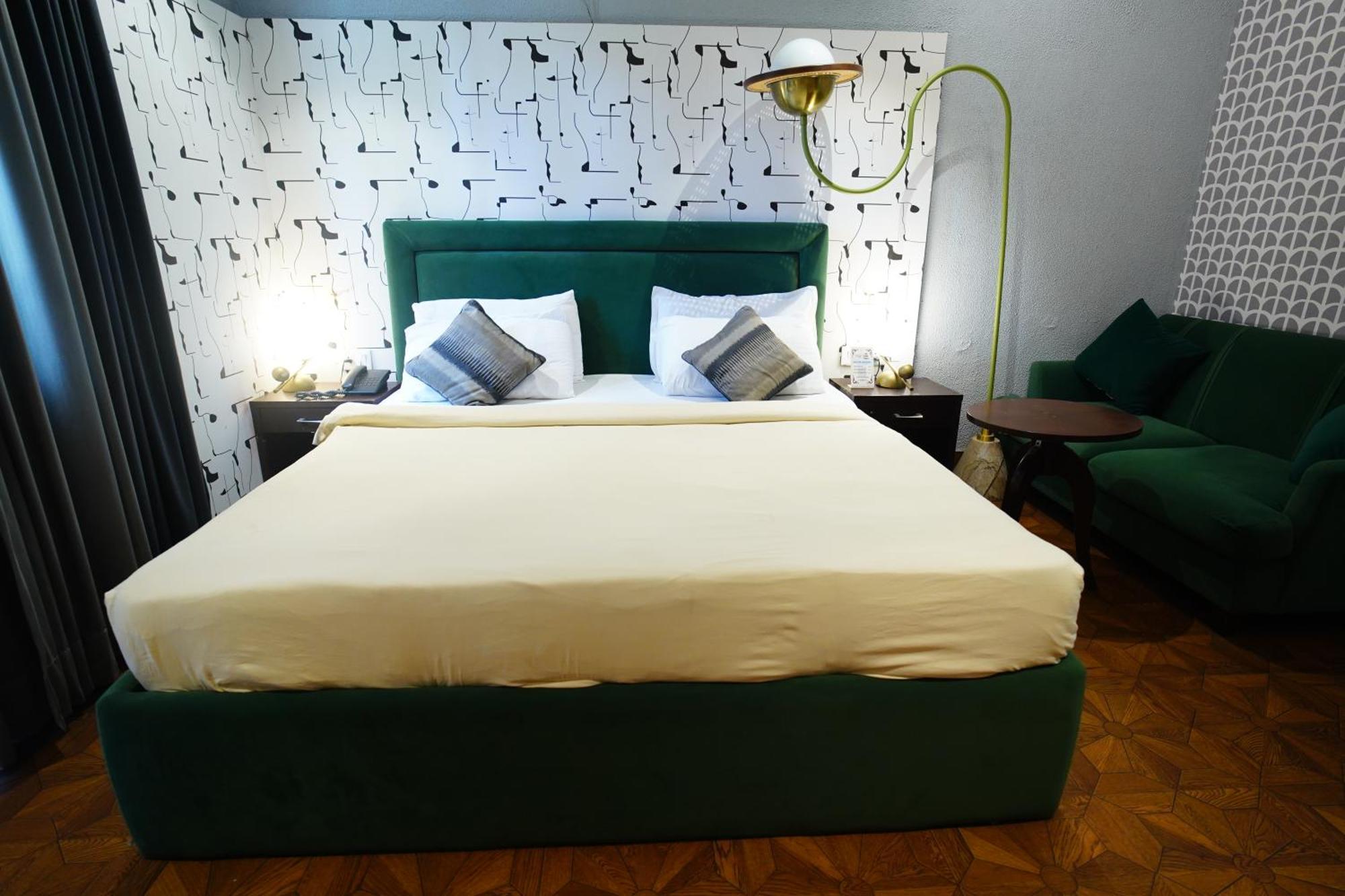 The Grand Vikalp By Saga Hotels Nova Deli Exterior foto